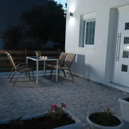 Filippou Luxury Apartments Flogita Exterior photo