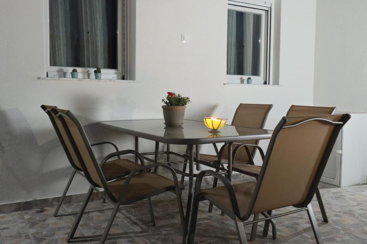 Filippou Luxury
